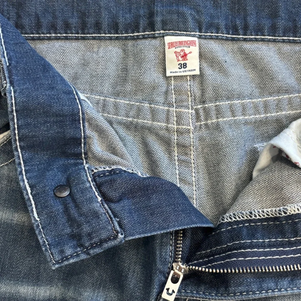 True Religion Geno Mens 38 Distressed Plaid Patch Relaxed Slim Straight Jeans